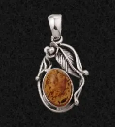 Gümüş yaprak ve dal işlemeli, oval bal rengi taşlı otantik kolye